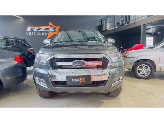 FORD RANGER 3.2 XLT 4X4 CD 20V DIESEL 4P AUTOMÁTICO